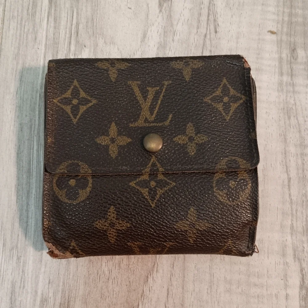 Louis Vuitton Monogram Portefeiulle Elise Trifold Wallet